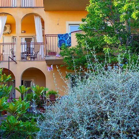 Seaside Gateway Apartment Kaštela Esterno foto